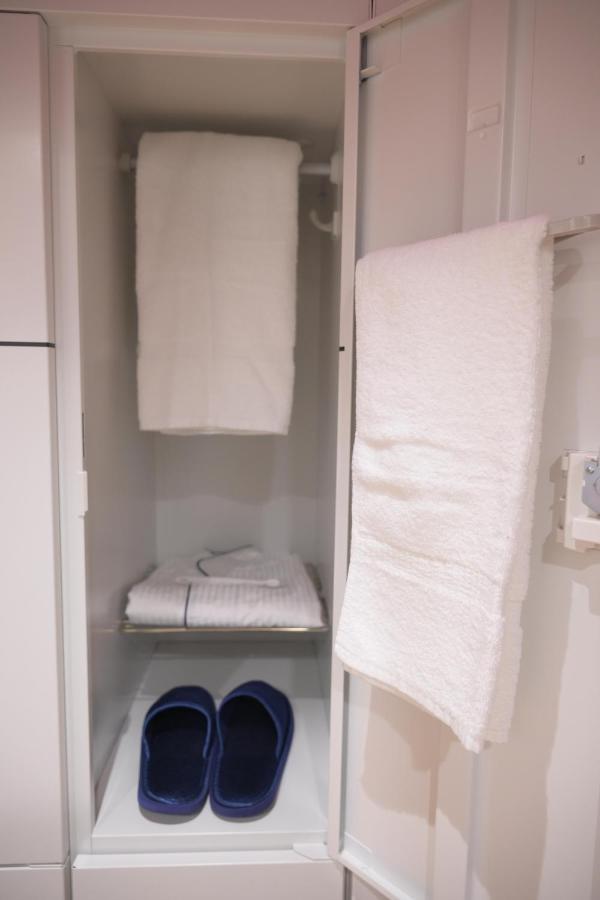Ele Cabin Shinjuku Kabukicho Токио Экстерьер фото